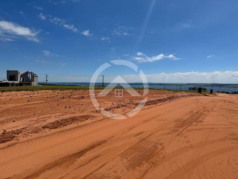 Terreno à Venda no bairro Estância Turística em Araraquara imagem 0