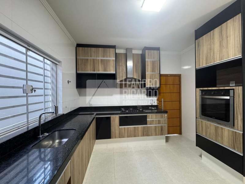 Casa à Venda no bairro Jardim Juliana em Jaú imagem 3