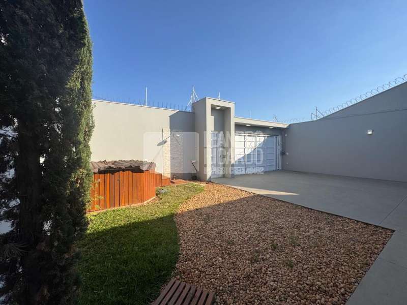 Casa à Venda no bairro Jardim Juliana em Jaú imagem 0