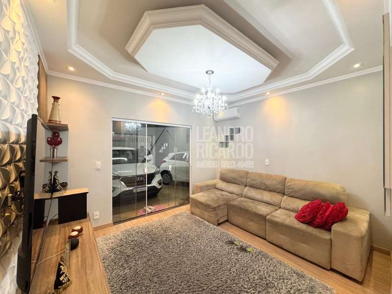 Casa à Venda no bairro Jardim Dona Emília em Jaú imagem 0