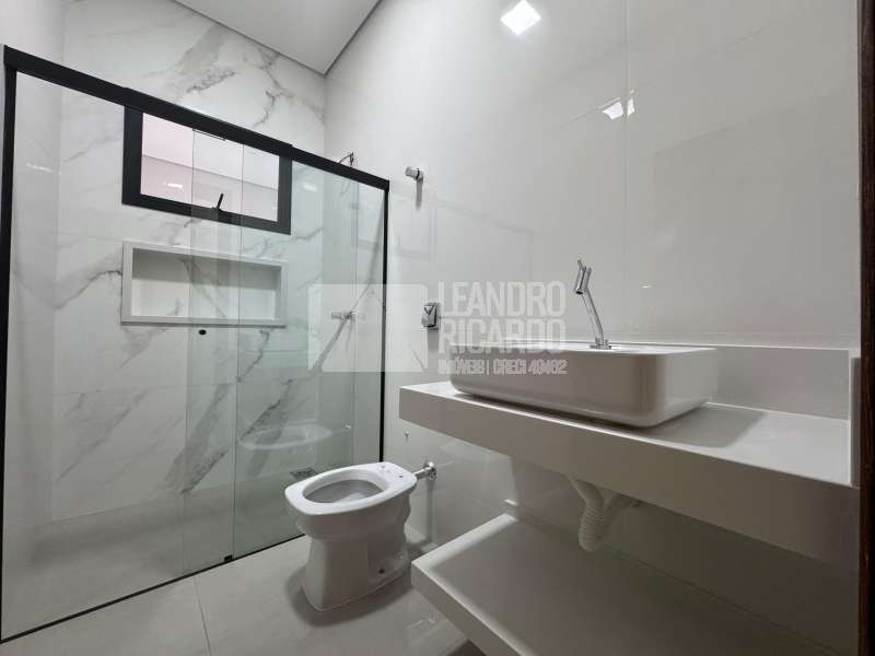 Casa à Venda no bairro Jardim Dona Emília em Jaú imagem 8