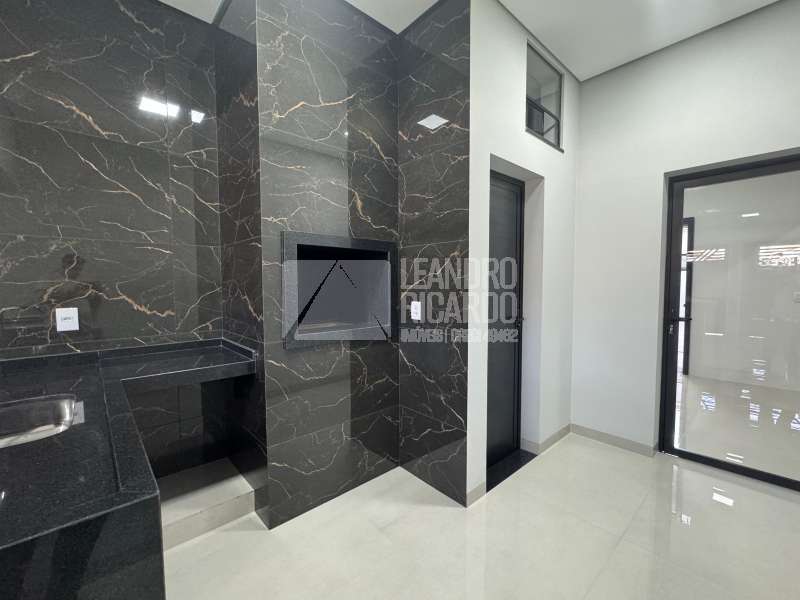 Casa à Venda no bairro Jardim Dona Emília em Jaú imagem 0