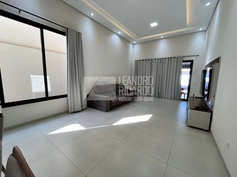 Casa à Venda no bairro Jardim Alvorada II em Jaú imagem 3