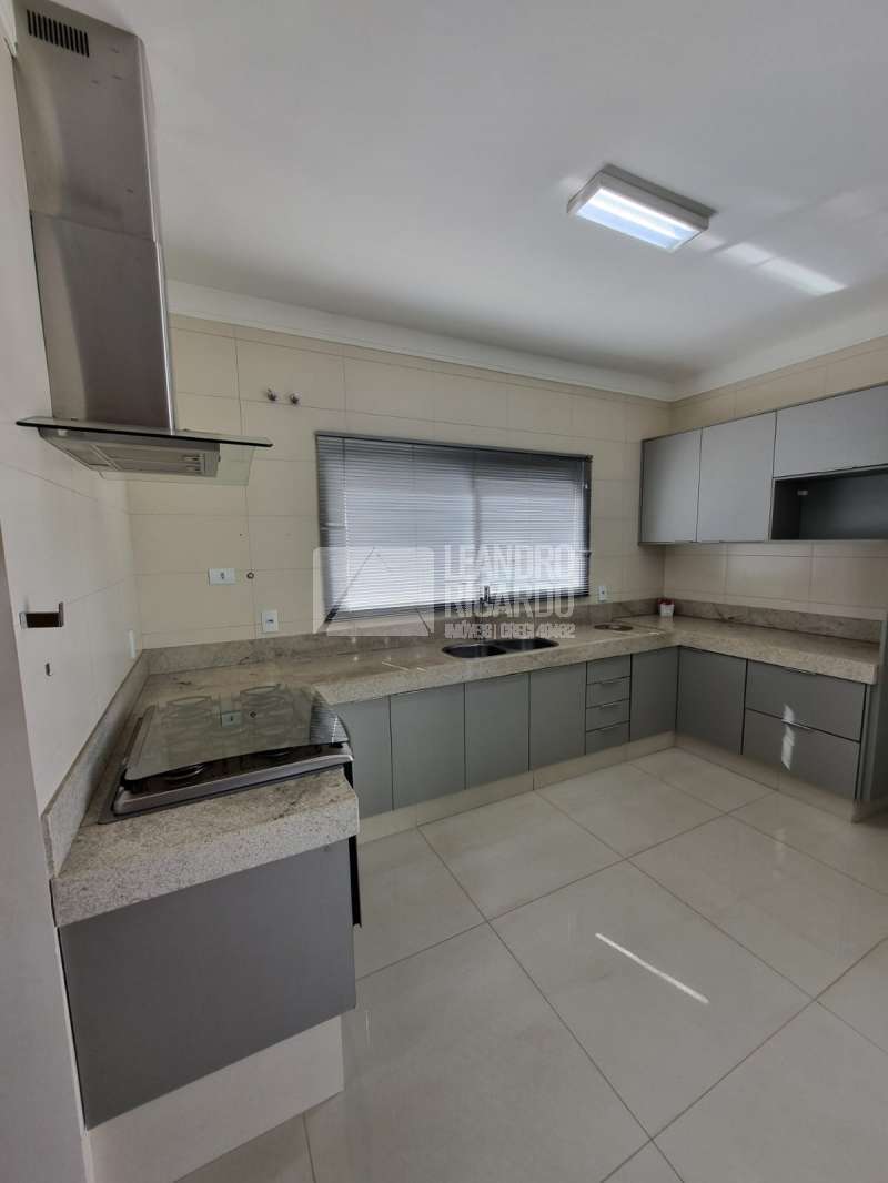 Casa à Venda no bairro Jardim Alvorada II em Jaú imagem 6