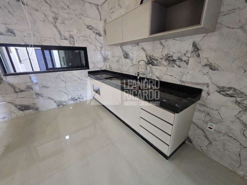 Casa à Venda no bairro Jardim Novo Horizonte em Jaú imagem 14