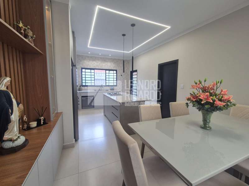 Casa à Venda no bairro Jardim Carolina em Jaú imagem 3