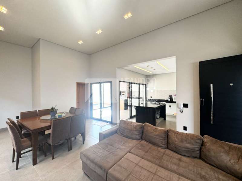 Casa à Venda no bairro Jardim Juliana em Jaú imagem 4