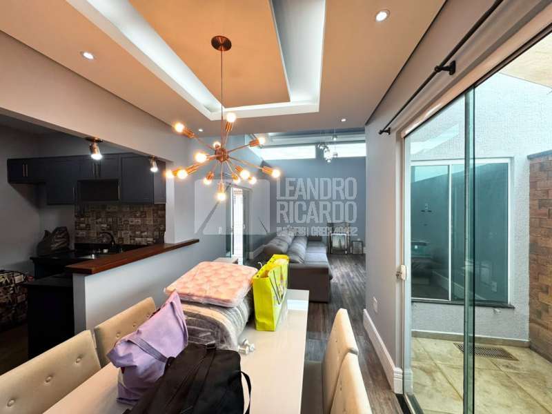Casa à Venda no bairro Jardim Doutor Roberto Pacheco em Jaú imagem 2