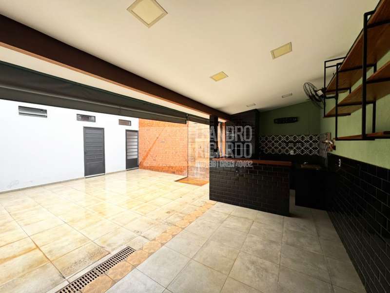 Casa à Venda no bairro Jardim Doutor Roberto Pacheco em Jaú imagem 14